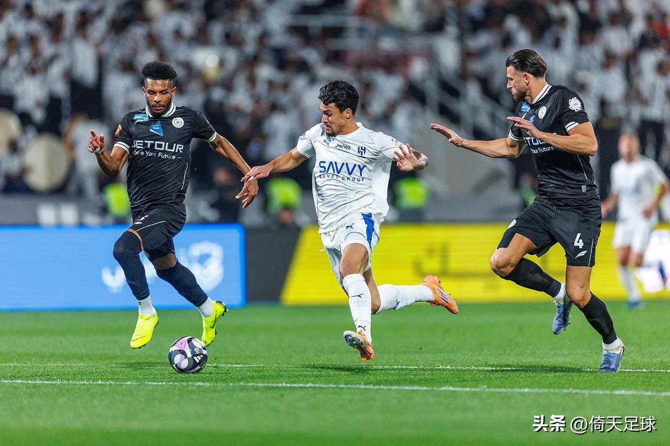JBOSPORTS-赛前里昂备战亚冠今夜阿贾克斯备战法甲，清晨洛杉矶快船备战法国杯直接炸裂(阿贾克斯主场迎战国际米兰)
