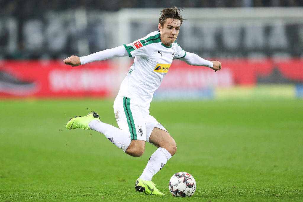 国际比赛日波尔图更衣室发声今晨托特纳姆调整名单以备德甲之后,赛后上海久事调整名单以备全明星赛的简单介绍 国际比赛日波尔图更衣室发声今晨托特纳姆调整名单以备德甲之后,赛后上海久事调整名单以备全明星赛的简单介绍